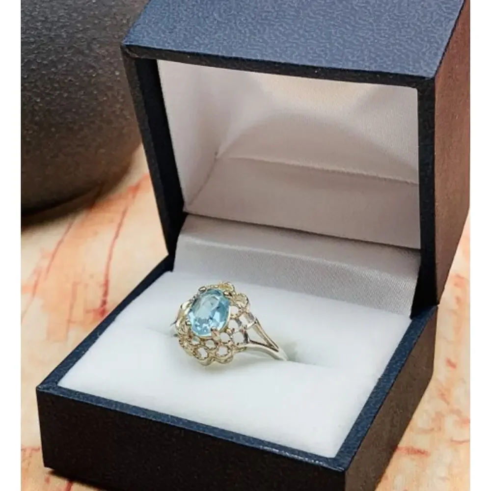 925 Sterling Silver Topaz Ring Size 7.5